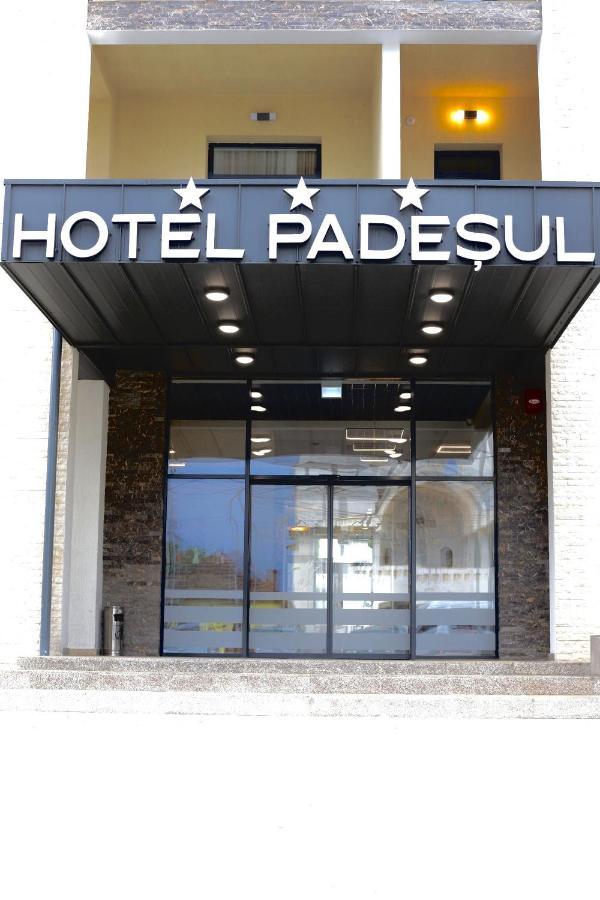 Hotel Padesul Făget Dış mekan fotoğraf